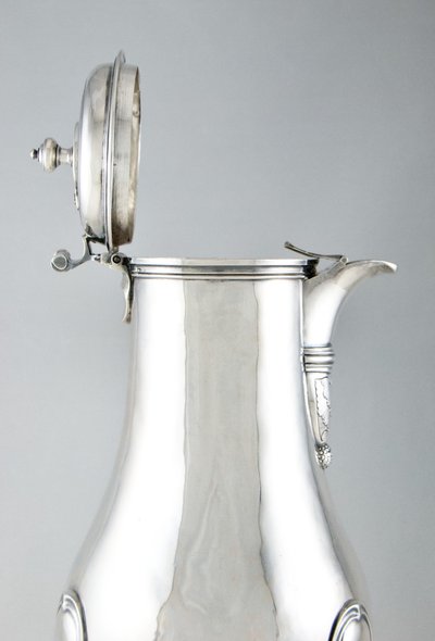 Paris 1758-1759 - Large Louis XV Period Solid Silver Chocolate Pot By J.-g. Véalle