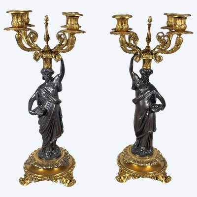 Paire de candélabres aux  femmes a l'antique Napoleon III 