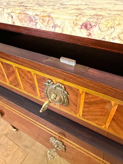 Commode Louis XVI fin XIXème