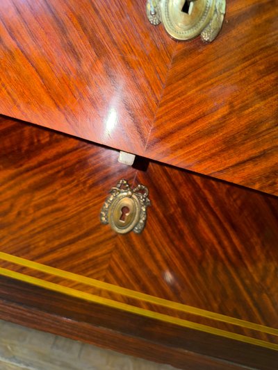 Commode Louis XVI fin XIXème