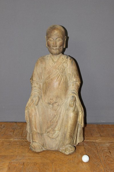 Moine  Chinois Assis en Bois Sculpté , hauteur 80 cm ,  vers 1900