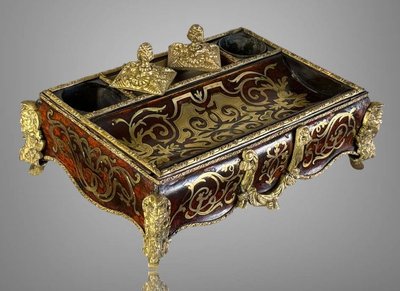 NAPOLEON III INKSTAND IN BOULLE MARQUETRY, DECORATED WITH BRONZE, AND ITS PEN HOLDER