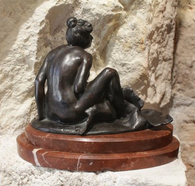 Bronzeskulptur „Nymphe“ oder „Allegorie der Natur“, signiert von Henri Désiré Gauquié (1858–1927)