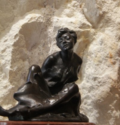 Bronzeskulptur „Nymphe“ oder „Allegorie der Natur“, signiert von Henri Désiré Gauquié (1858–1927)