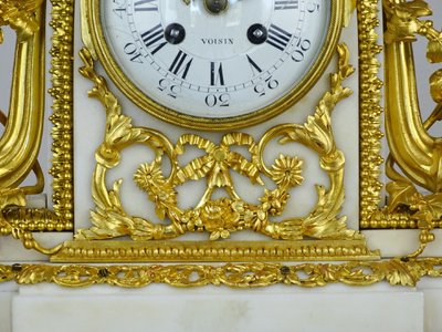 Pendule de Style Louis XVI en Marbre Blanc et Bronze Doré - Napoléon III