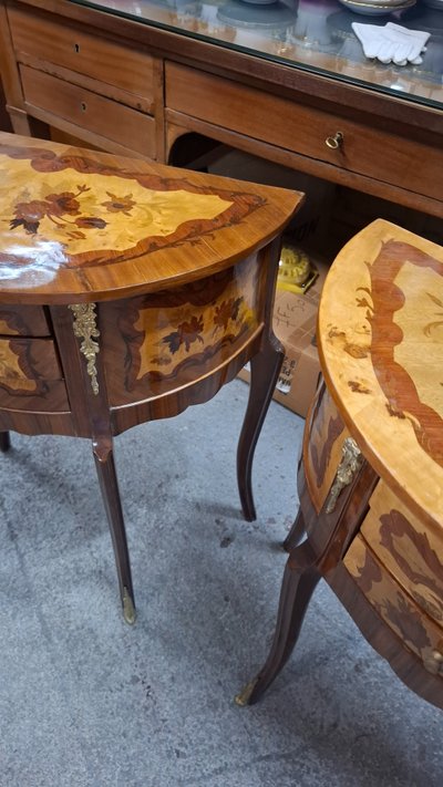 Paire de chevet style Louis xv