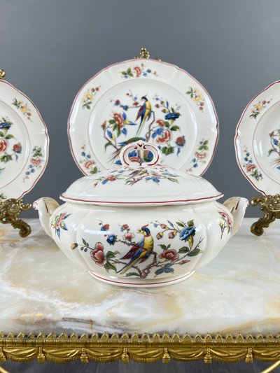 Important Villeroy & Boch “phoenix” Dinner Service, 61 Pieces, 20th Century