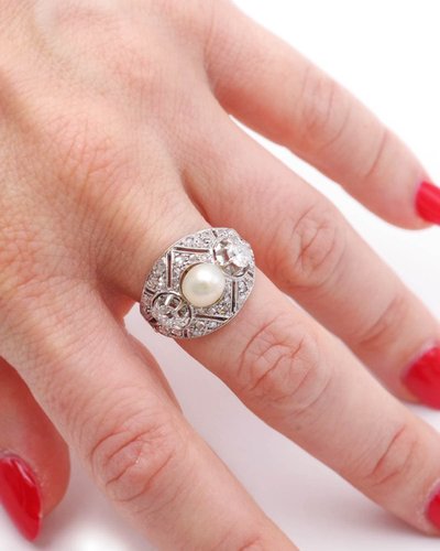 Bague cocktail perle diamants en platine 