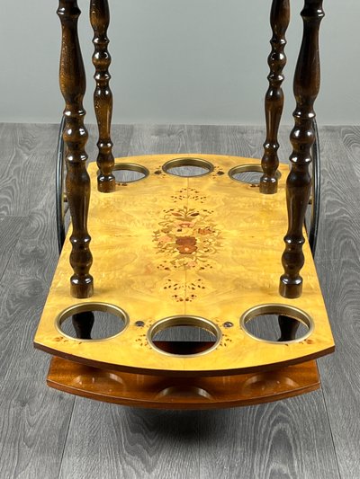 Table roulante de service en marqueterie, XXe siècle