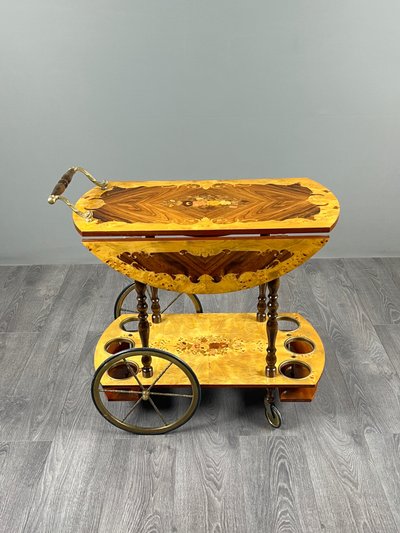 Table roulante de service en marqueterie, XXe siècle