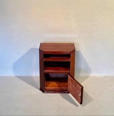 Beistelltisch im Art-Deco-Stil