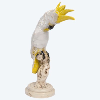 Sculpture de cacatoès en céramique polychrome signée Carrierri – Travail italien, milieu du XXᵉ 