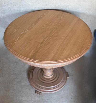 Guéridon en bois cérusé