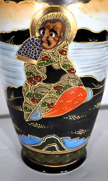 Pair of Satsuma Vases in Japanese Porcelain - Early XXth