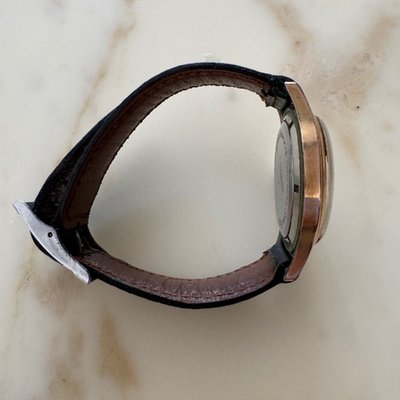 Montre Zenith stainless steel back antimagnetic waterproof