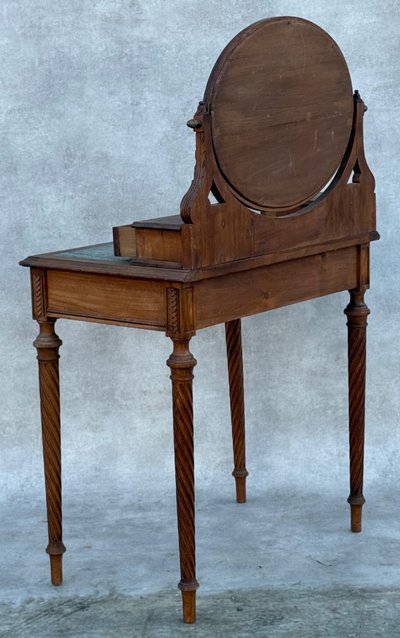 Schminktisch im Stil Louis XVI