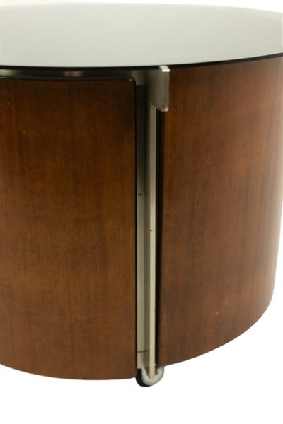 Eugenio Gerli, für Tecno. Runder Couchtisch mit integrierter Bar. Um 1960.