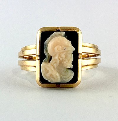 Bague Camée Agate Onyx Époque Napoléon III en Or Rose