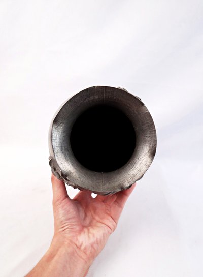 Art Nouveau vase with bas-relief flowers, signed Rispal, in pewter, early 20th century