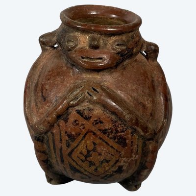 Shamanic pendant vase, Quimbaya culture, Colombia, circa 500-1500 AD, pre-Columbian