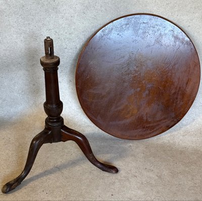tilting side table
