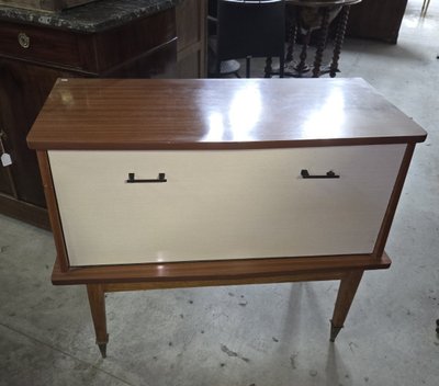 MOBILE DA BAR VINTAGE IN STILE MID-CENTURY DEGLI ANNI ’50–’60