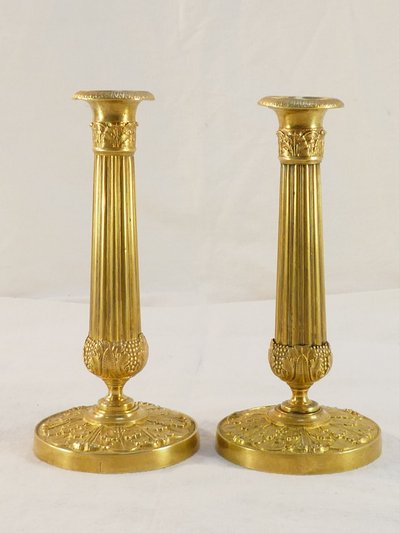 Coppia di candelieri in bronzo d'epoca, restaurati