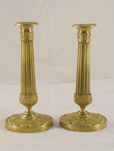 Coppia di candelieri in bronzo d'epoca, restaurati