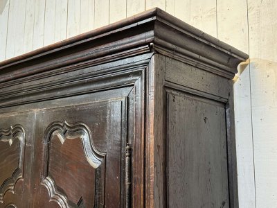 Armoire en chêne du 18ème siècle