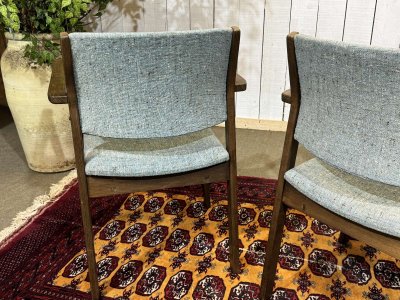 Paire de fauteuils anglais en teck des années 1970