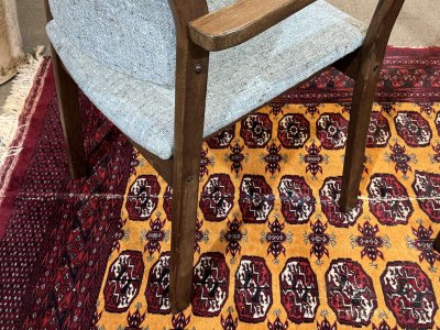 Paire de fauteuils anglais en teck des années 1970