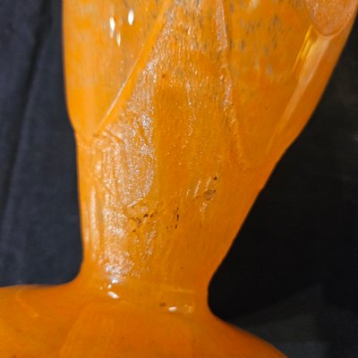 André Delatte - Vase dégagé à l'acide, dans les tons orangés,  époque art déco, signé.