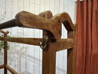Mobili in teak degli anni ’30