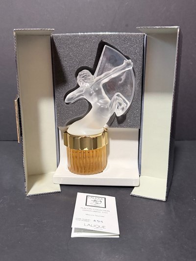 Lalique – Flacon de Collection « Mascotte Sagittaire » – Édition Limitée 1999 – Cristal – Complet