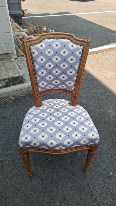 6 Stühle im Louis-XVI-Stil