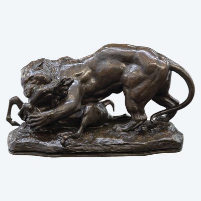SCULPTURE - "TIGRE SURPRENANT UNE ANTILOPE" ANTOINE - LOUIS BARYE  , F.BARBEDIENNE FONDEUR - BRONZE