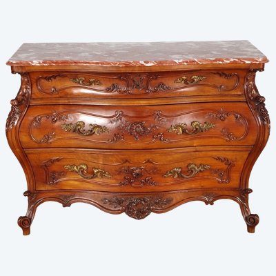 Commode tombeau Louis XV en noyer sculpté, vers 1900