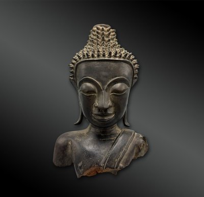 Ritratto a busto di Buddha - Laos? - XVII secolo?