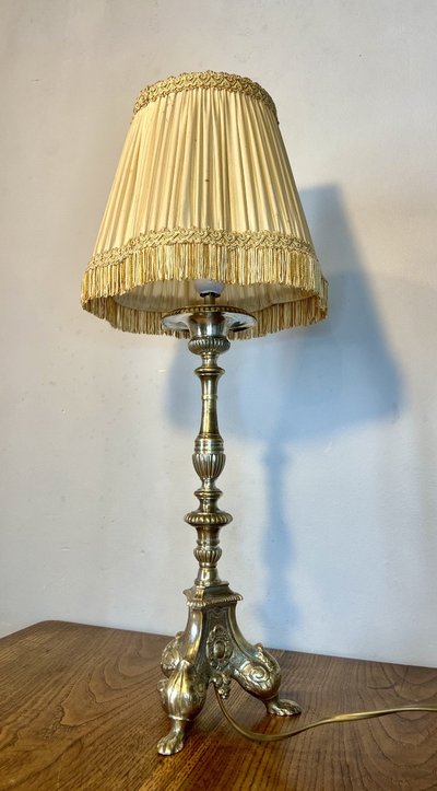 Candle holder mounted as a lamp