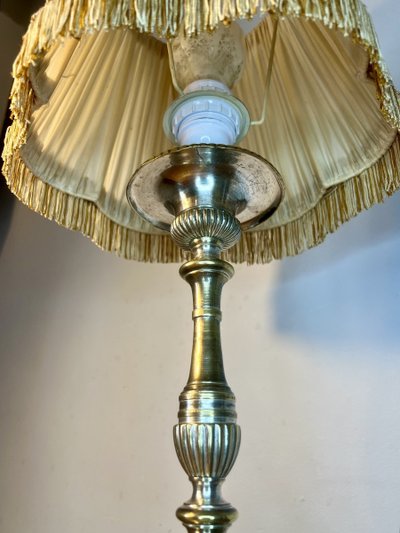 Candle holder mounted as a lamp