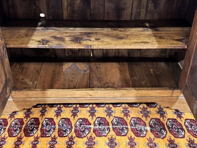Early 20th century chestnut sideboard