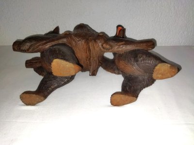 CURIOSITÉ Serviteur De Table Porte-bouteille Bois sculpté "Aux Ours" Dans Le Gout De La Foret-Noire