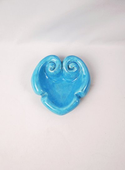 Heart-shaped ceramic ashtray from Vallauris, signed MJ, mid-20th century
