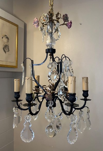 Lustre Ancien Décoré De Fleurs