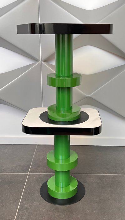 Couchtisch im Stil von Ettore Sottsass, nach 2000