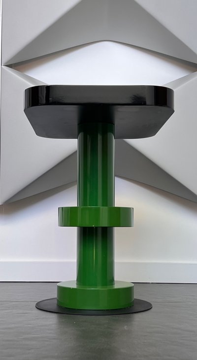 Couchtisch im Stil von Ettore Sottsass, nach 2000