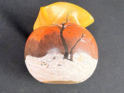 LEGRAS Wunderschöne kleine Kugelvase mit vierlappigem Hals 