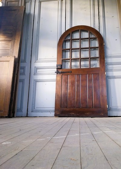 Porte ancienne plein cintre