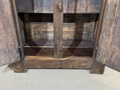 Meuble d'entrée, vestiaire breton en chêne et châtaignier 19ème 