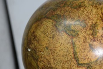 Globe Terrestre Girard Et Boitte Socle Fonte XIXème
